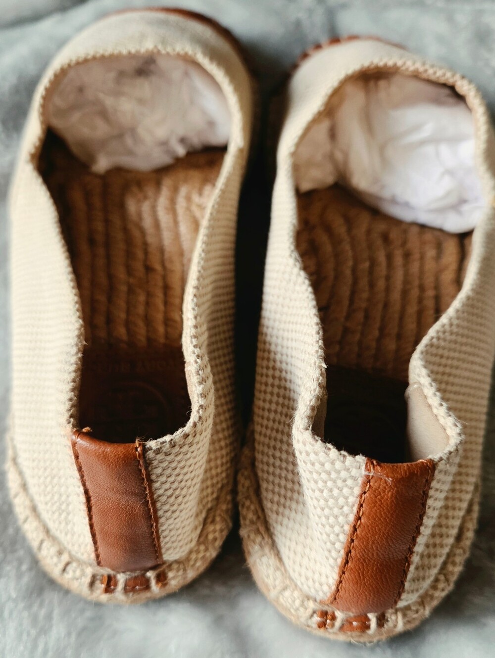 Tory Burch Cream Canvas Espadrilles with Tan Toe Cap - Picture 4 of 6